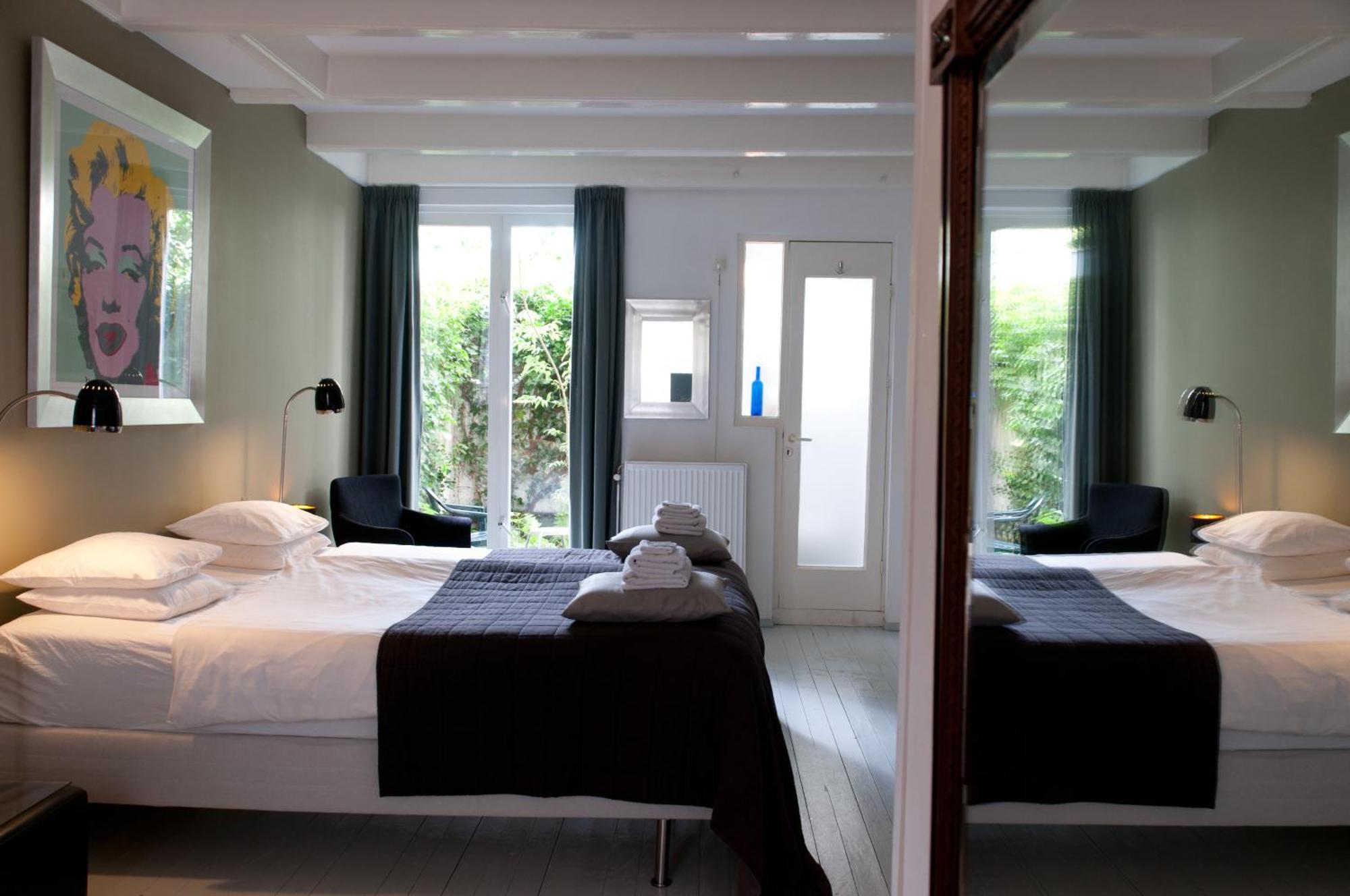 アムステルダム ベッド ＆ ブレックファースト ウエストヴァイオレット Bed & Breakfast エクステリア 写真
